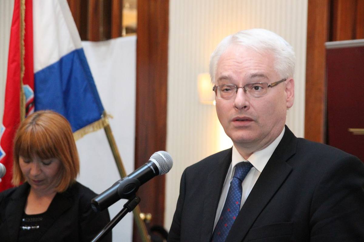 Predsjednikova Ahilova peta: Ne želi na operaciju jer se boji
