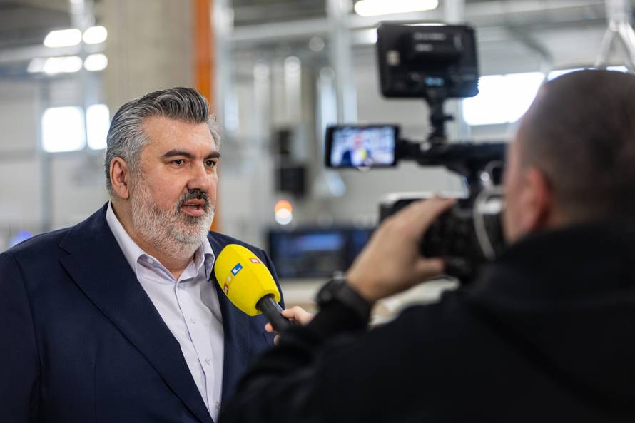 Jesu li kuhinje proizvedene u Hrvatskoj kvalitetnije? Posjetili smo novu tvornicu i provjerili