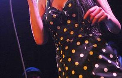 A. Winehouse neće doći na dodjelu nagrada Grammy