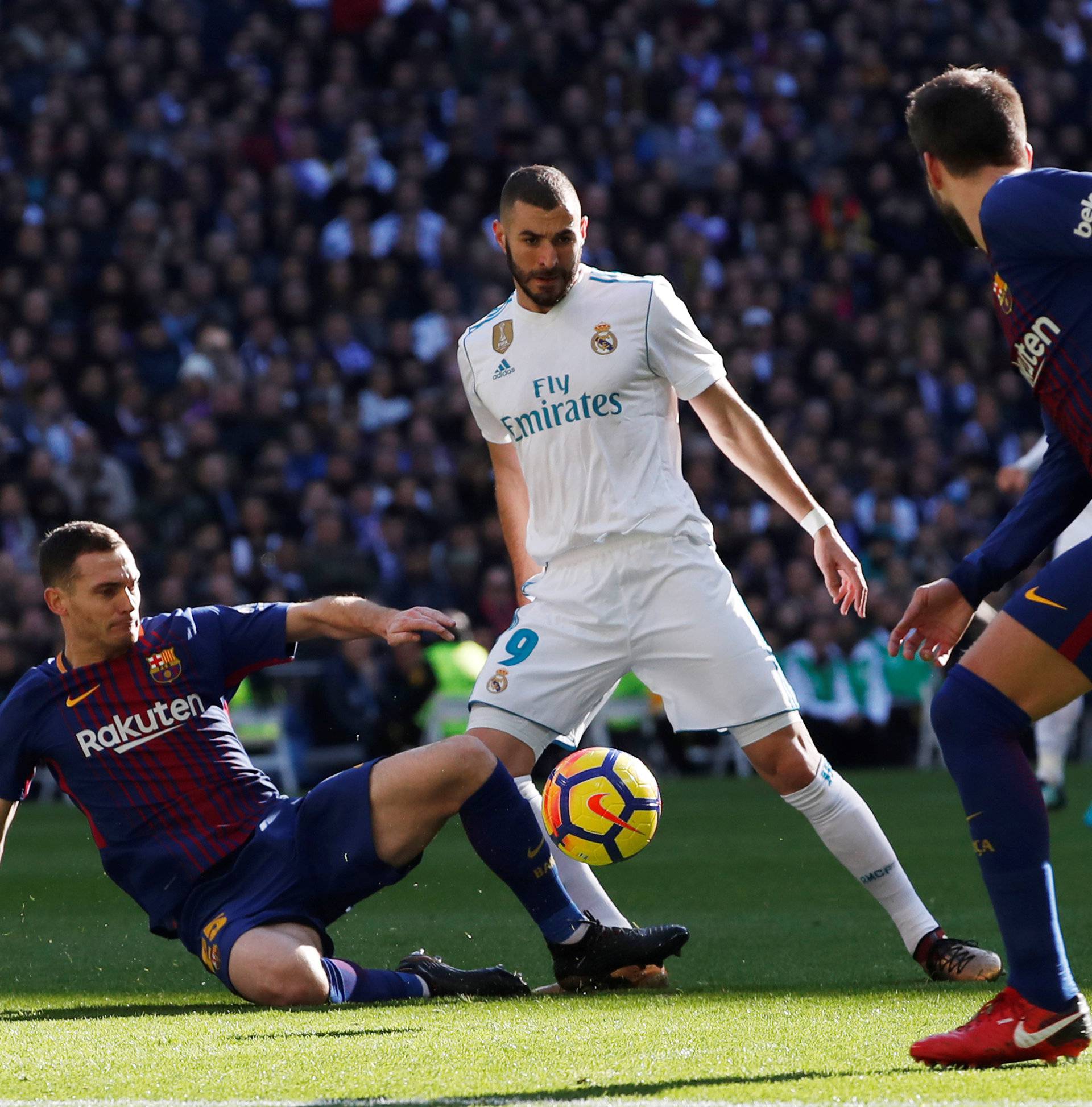 La Liga Santander - Real Madrid vs FC Barcelona