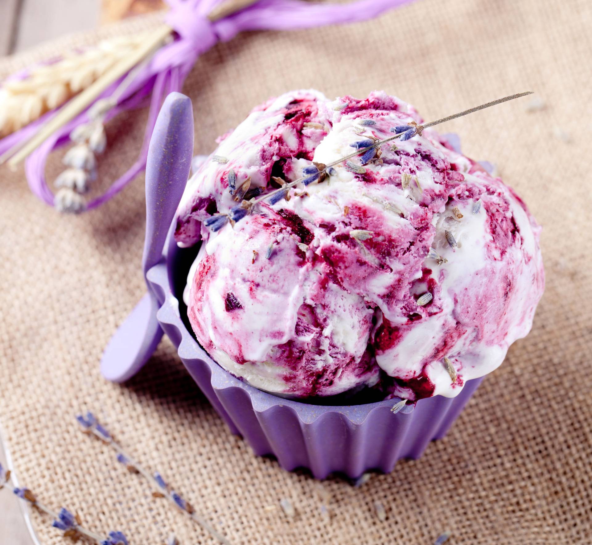 Recepti za domaći sladoled: Od jogurta, banana, meda, bobica