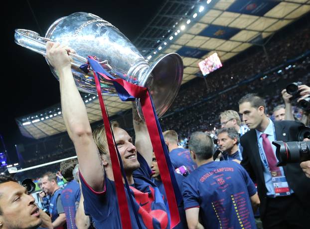 Berlin: Ivan Rakiti? s Barcelonom osvojio Ligu prvaka 