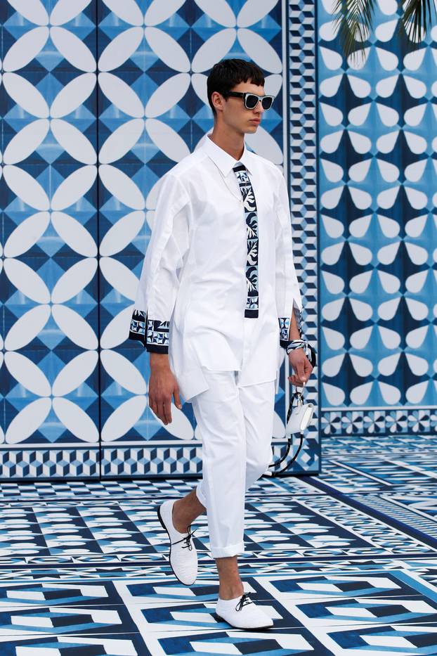 Dolce & Gabbana presents its Spring/Summer 2021 men