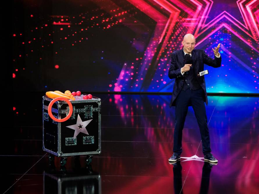 Žongler: 'Zbog ringova sam se znao porezati između prstiju'