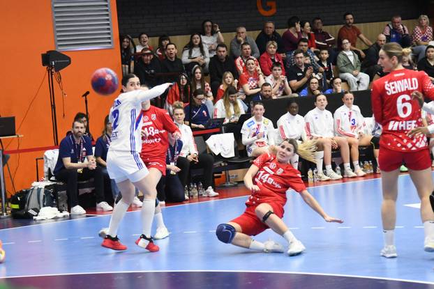 Bjelovar: Kvalifikacijska utakmica za EURO, Hrvatska - Francuska