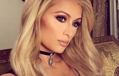 Oduševljeni obožavatelji mole Paris Hilton: Vrati se pjevanju