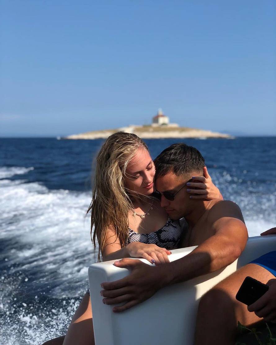 Albina otkrila ljubavni status