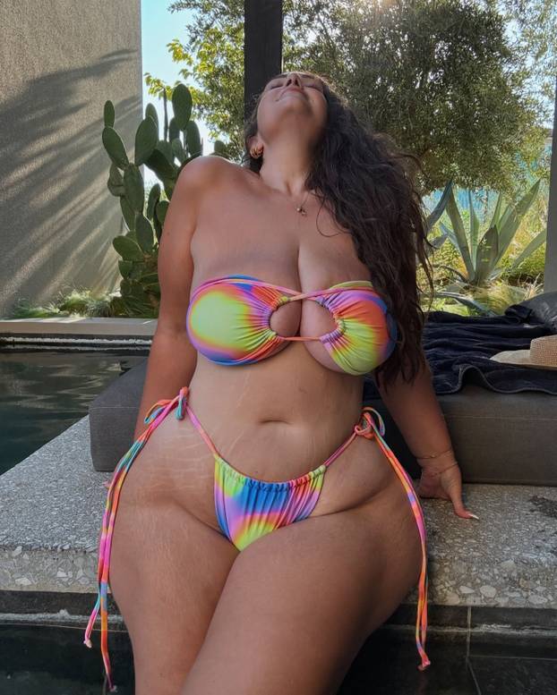 FOTO Influencerica i plus size model promicala prihvaćanje oblina, pa smršavila operacijom