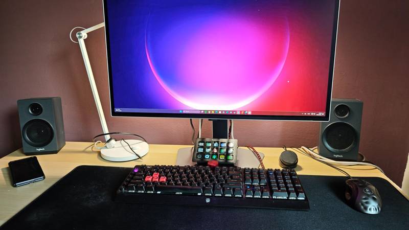 Isprobali smo Redragon SS-550 stream deck: Pomaže u radu čak i ako se ne bavite streamingom