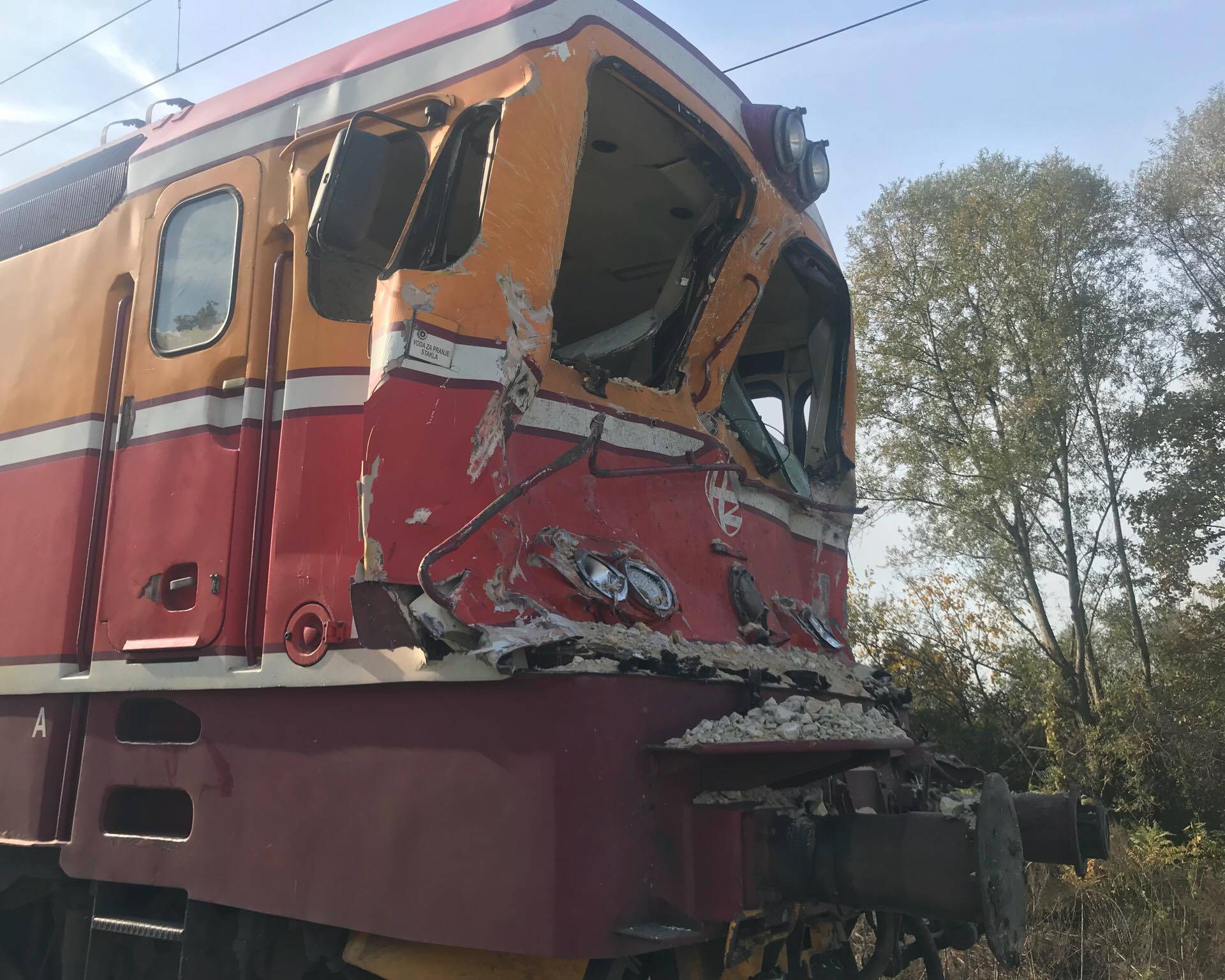 Putnički vlak udario u kamion: Dijete je palo, a majka vrištala