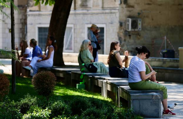 Splitske plaže pune su kupača 