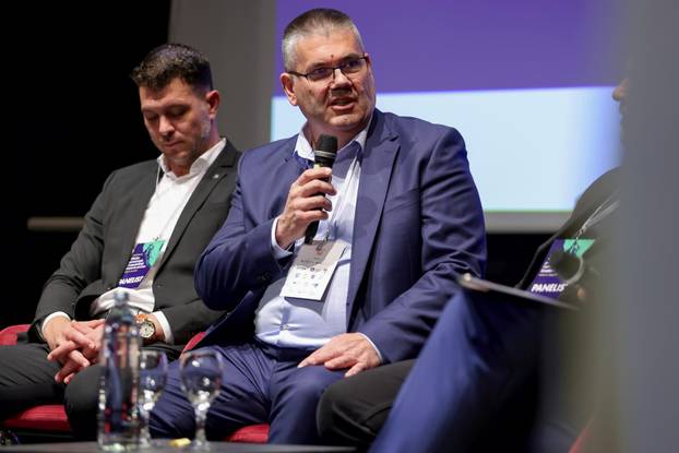 Zadar: Konferencija &ldquo;Oto&ccaron;ko povezivanje i unaprije&dstrok;enje &zcaron;ivota na otocima&rdquo;
