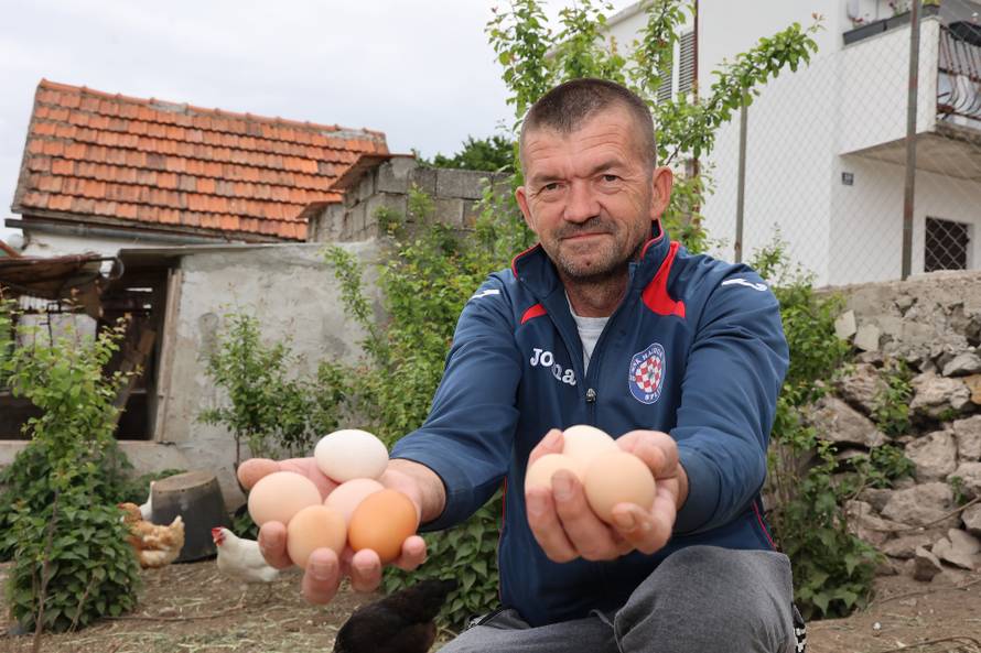 Samohrani otac iz Muća: 'Uzeo sam jaja, sjeo na autobus i podijelio ih potrebitima'