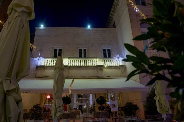 Zadar: Noćne fotografije ukrašenog grada