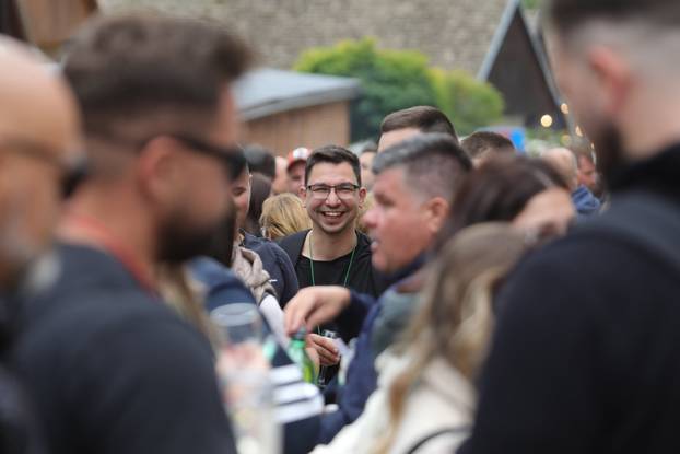 Zmajevac:  Vinski Bor maraton