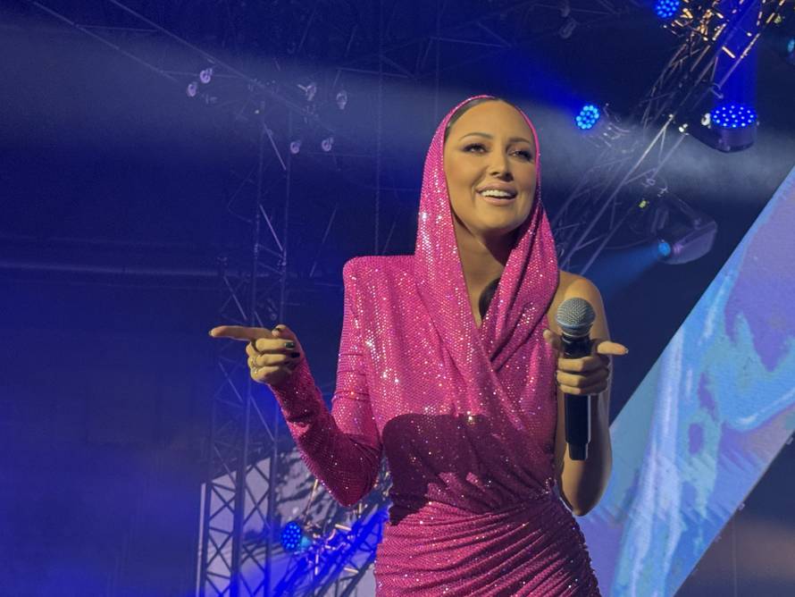 Prijović u Zadru održala čak 40. koncert turneje: Dovela repera pa odjenula izazovni kostim...