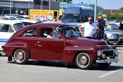 U Slavonskom Brodu održan 5. međunarodni susret oldtimera