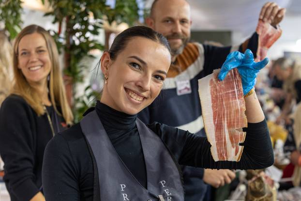 Otvoren 17. Internacionalni sajam pršuta u Tinjanu