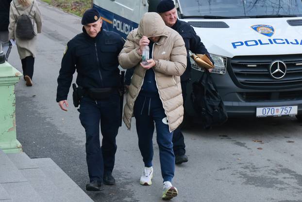 Osijek: Privođenje osumnjičenih za krijumčarenje i preprodaju tone marihuane