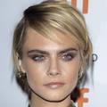 Manekenka Cara Delevingne dnevno zaradi oko 260.000 kn