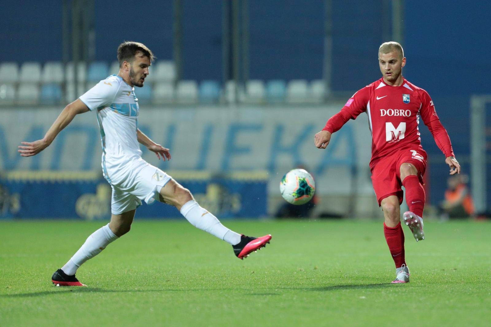 Drugi polufinalni susret Hrvatskog kupa između HNK Rijeka i NK Osijek