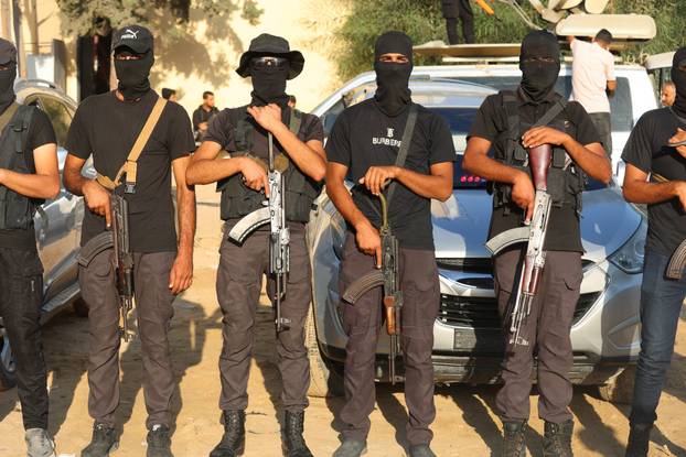 Hostages-prisoners swap and ceasefire deal between Hamas and Israel