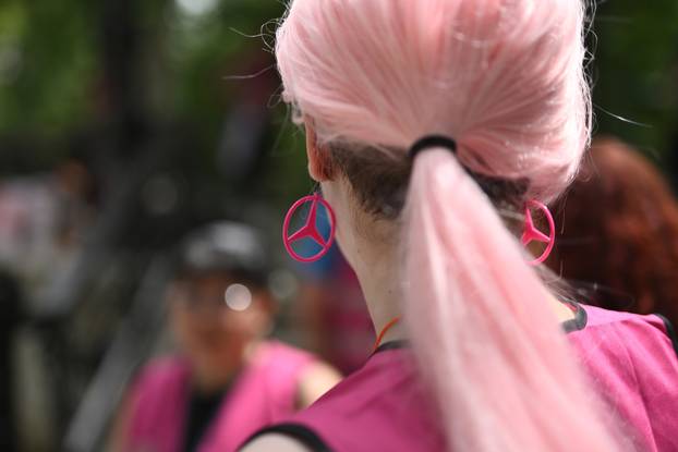 Zagreb: 25. Povorka ponosa LGBTIQ zajednice "Korak po korak, iskorak!"