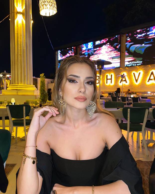 FOTO Bivši dinamovac rastao se s Hrvaticom, sad ljubi 12 godina mlađu Turkinju: 'Moja ljubav'