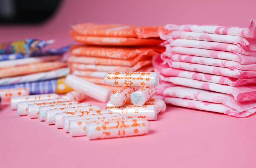 Skupo je biti rođena: 2 milijuna ljudi u Hrvatskoj krvari, država to oporezuje kao luksuz