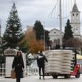 VIDEO Postavljene su kućice za Mali Sajmić u Šibeniku gdje će se predstaviti obrtnici, kreativci