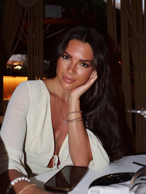 FOTO Kći slavnog nogometaša obožava konje i jahanje. Proslavila se na 'Otoku ljubavi'