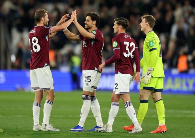 Premier League - West Ham United v Wolverhampton Wanderers