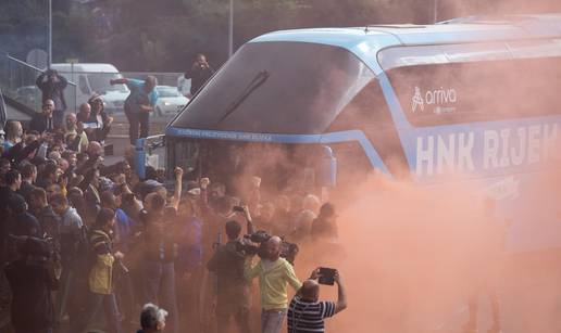 Navijači dočekali svoje heroje: 'Jedno je zajamčeno. Predati se nikome nećemo, mi smo Rijeka'