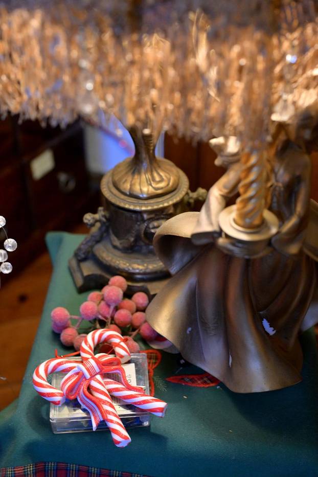 24SATA Zagreb: Stan ukrašen blagdanskim dekoracijama