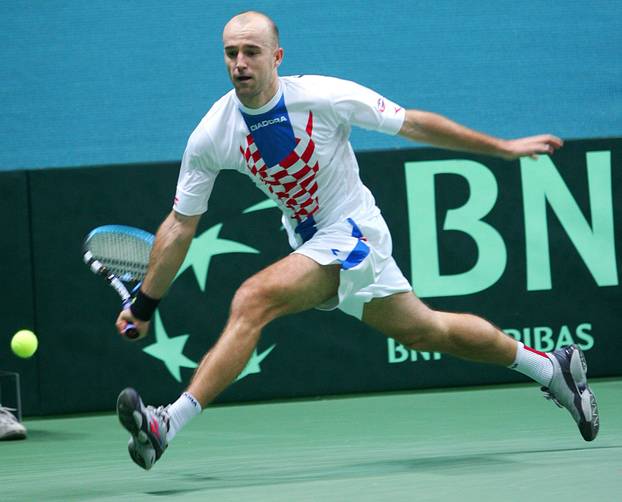 ARHIVA - 2005. Hrvatska teniska reprezentacija osvojila Davis Cup