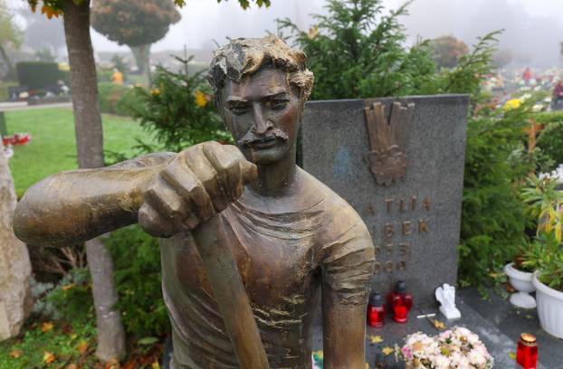 Zagreb: Posljednja počivalista poznatih Hrvata na groblju Mirogoj