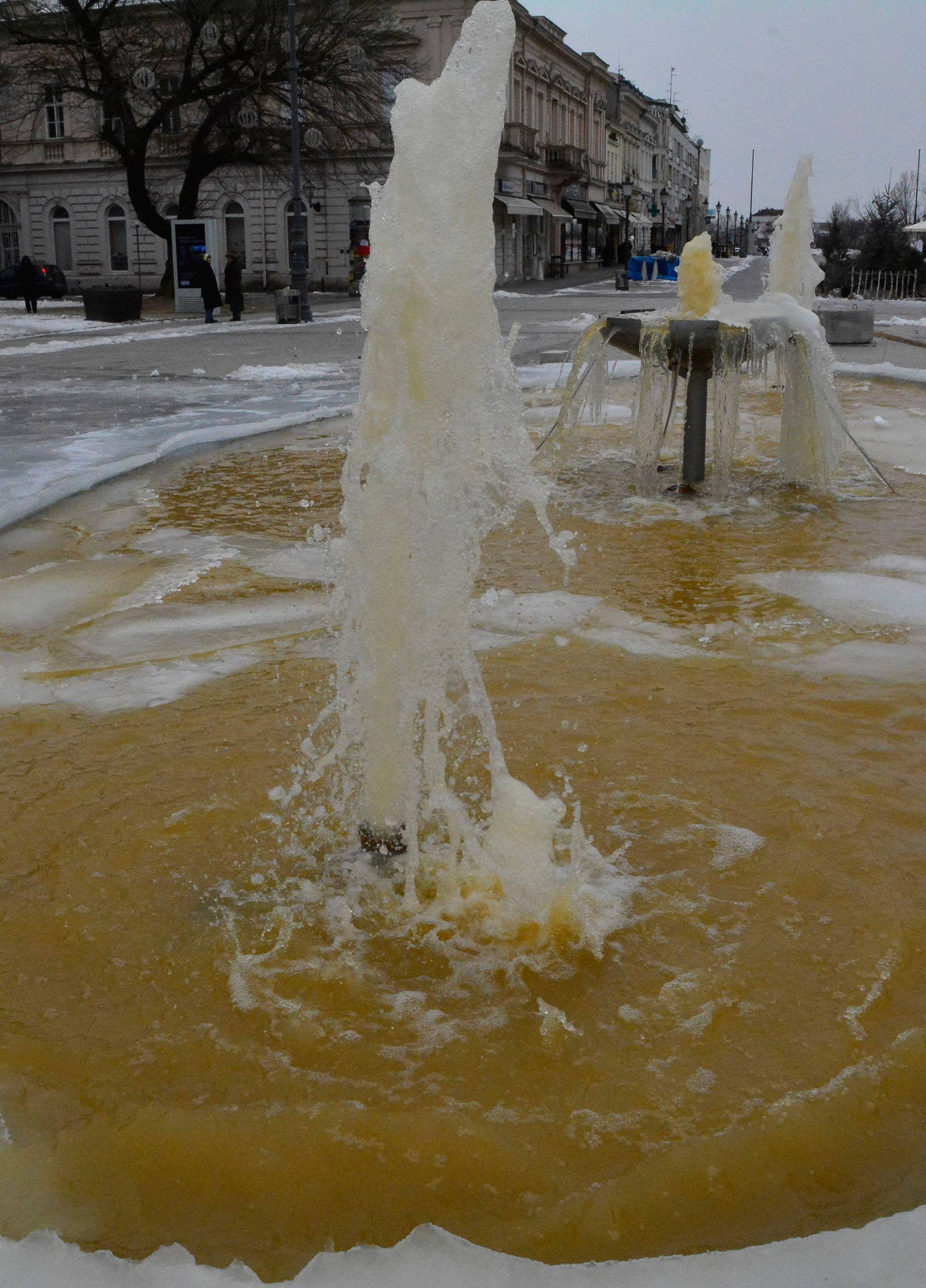 Okovani smo ledom: Vukovar na -16°C,  vjetar radi probleme