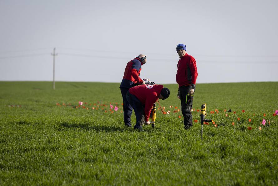 Vukovar: Ministar Tomo Medved s predstavnicima nadležnih tijela vezanih uz istraživanje lokacije Petrovačka dola