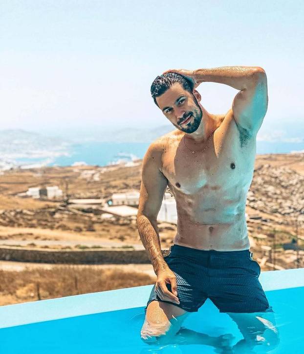 FOTO Deanu Peliću tepaju da je 'šaptač ženama': U 'Braku na prvu' daje savjete o ljubavi