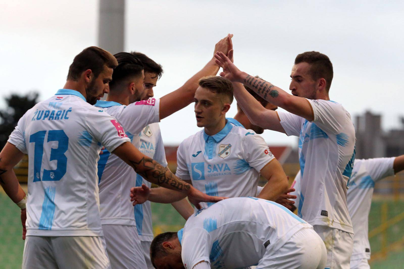 HNK Rijeka i NK Slaven Belupo sastali se u 27. kolu HT Prve lige