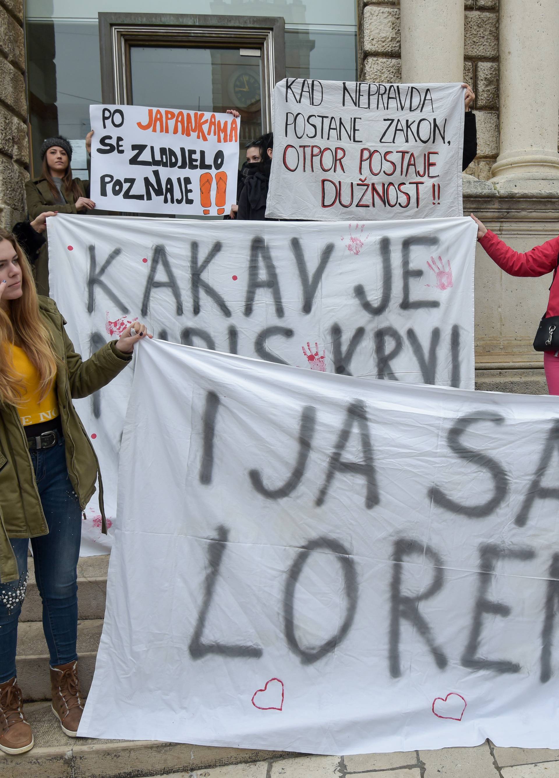 Zadar: Prosvjed graÄana protiv puÅ¡tanja Darka KovaÄeviÄa na slobodu