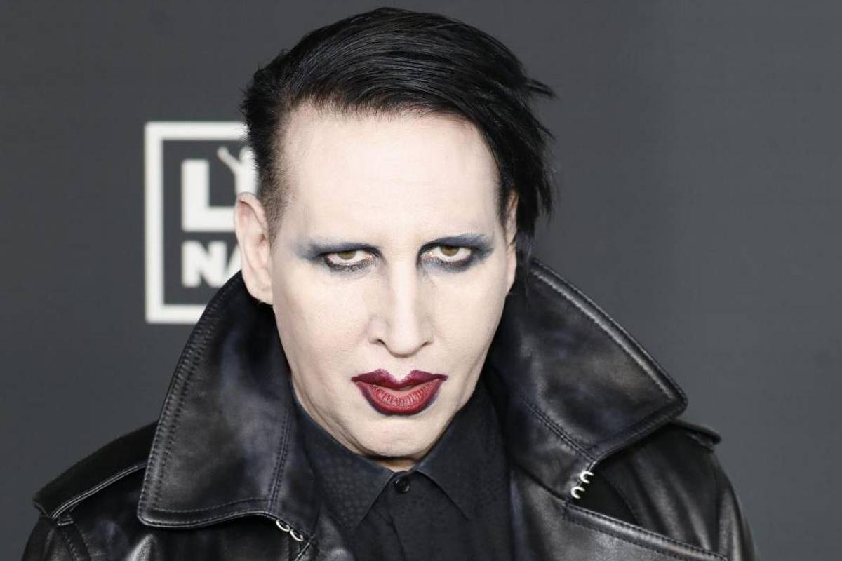 Nakon šokantnih optužbi brišu Mansona iz serija, diskografska kuća raskinula je ugovor s njim