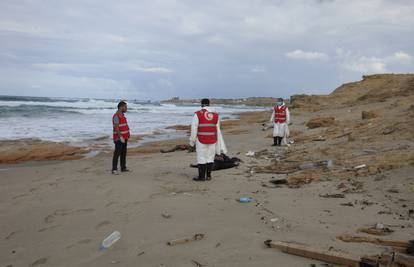 Utopili su se: Na libijskoj obali pronašli tijela 45 izbjeglica