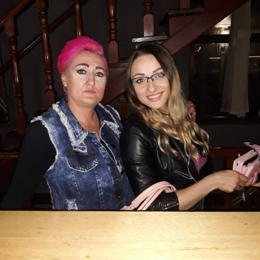 Ribica je ponovno kričavo roza: 'Ofarbala me moja prijateljica'