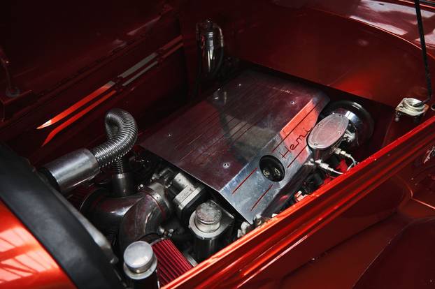 FOTO Kao da je dojurio iz rock videa: Netko u Velikoj Gorici prodaje ovaj auto za 130.000 €!