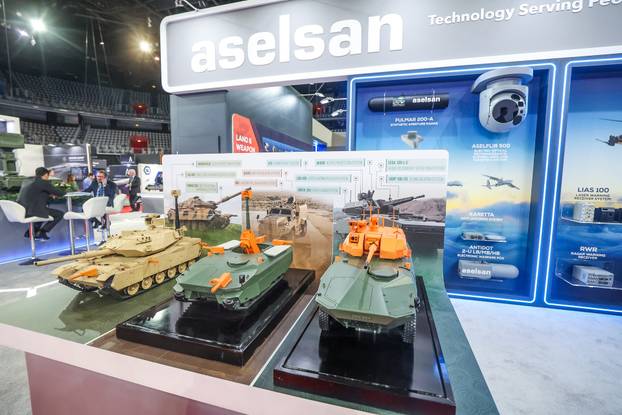 Zagreb: Obilazak Međunarodne izložbe naoružanja i vojne opreme ASDA u Areni zagreb