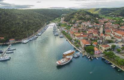 Skradin – gdje rijeka ljubi more