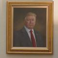 Trump bijesan. Ne sviđa mu se službeni portret: Obama izgleda prekrasno, a ja iskrivljeno!