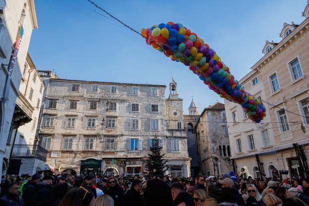 Split: Popodnevno doček na Pjaci