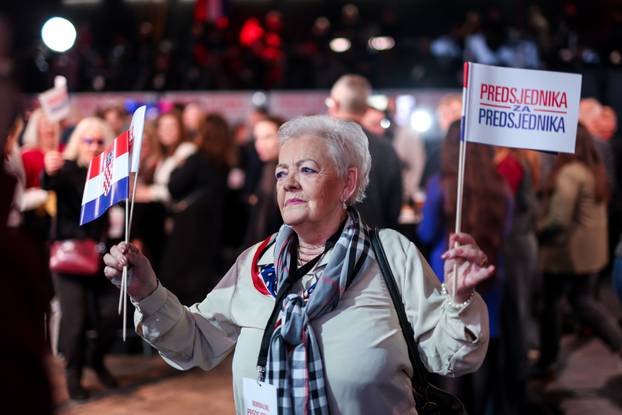 Zagreb: Izborni stožer Zorana Milanovića u Tvornici kulture